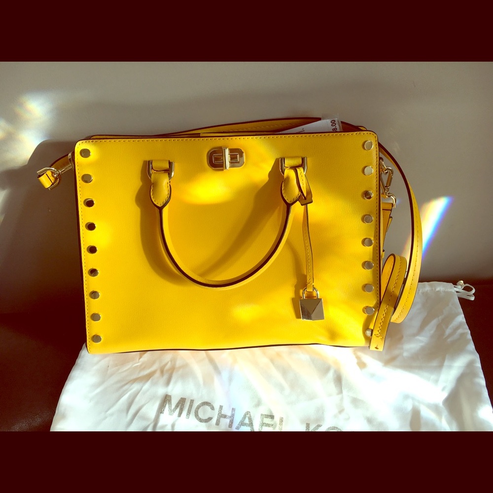 MK bag great for spring/summer
